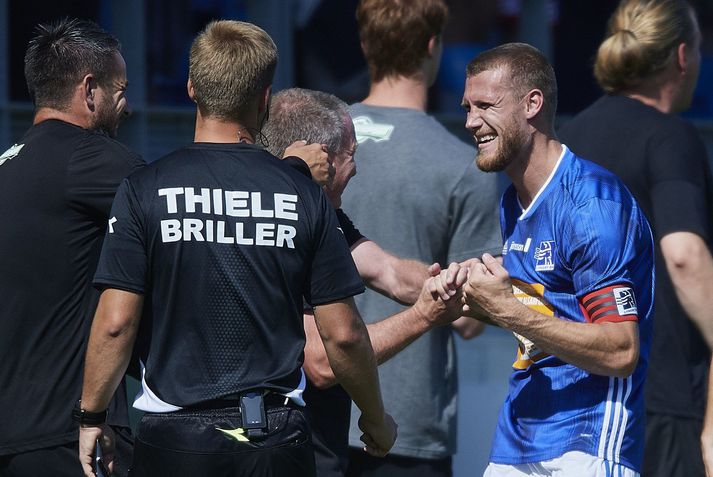 Nicolai Geertsen er fyrirliði Lyngby liðsins. Hann er ekki oft á skotskónum en sýndi í gær að hann getur skorað frábær mörk.