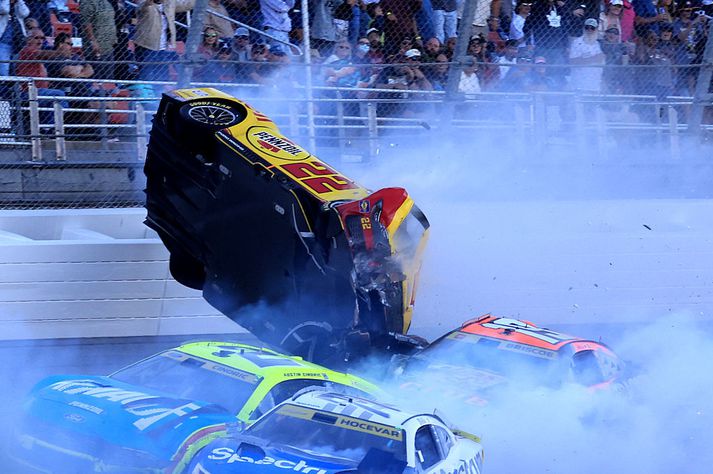 AUTO: OCT 25 NASCAR Cup Series Playoffs YellaWood 500 TALLADEGA, AL - OCTOBER 25: Joey Logano (#22 Team Penske Shell-Pennzoil Ford) crashes with Chase Briscoe (#19 Joe Gibbs Racing Bass Pro Shops Toyota) in the tri-oval late in the NASCAR Cup Series Playoffs YellaWood 500 on October 24, 2026 at Talladega SuperSpeedway in Talladega, AL. (Photo by Jeff Robinson/Icon Sportswire via Getty Images)