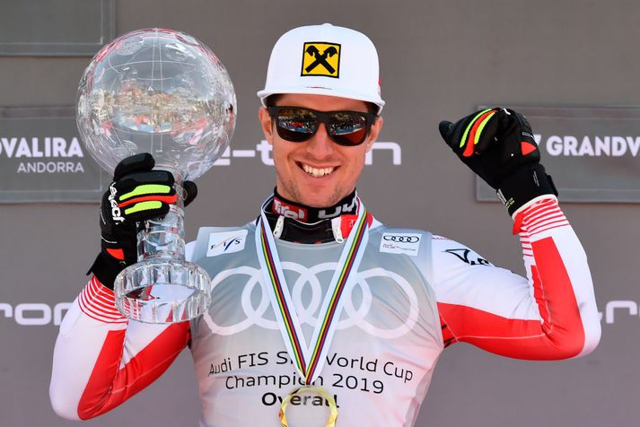 Verðlaunaskápur Hirscher er ansi þétt setinn en það mun ekkert bætast í hann úr þessu