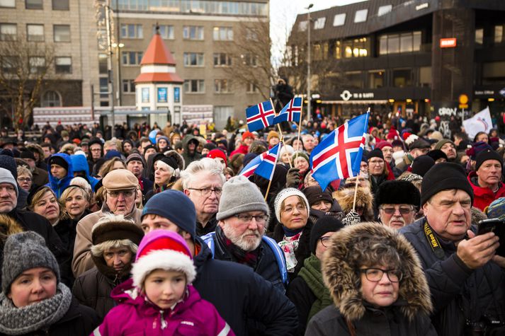 Rúmur helmingur landsmanna vill fá nýja stjórnarskrá. FRÉTTABLAÐIÐ/ERNIR