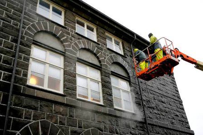 Alþingishúsið var hreinsað í nótt. Mynd/ Pjetur.