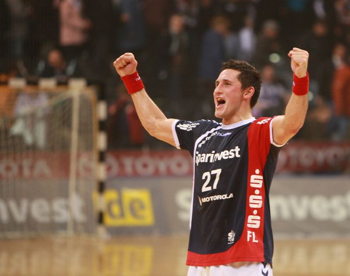 Alexander fagnar í leik með Flensburg.