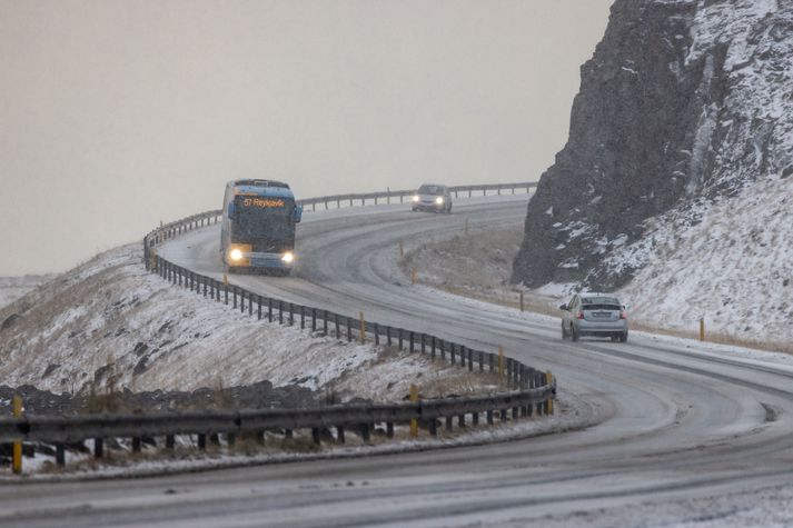 Hálka verður víða á landinu í dag.