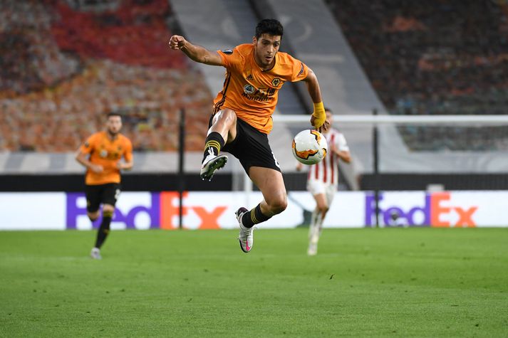 Jimenez skoraði sitt 10. mark í Evrópudeildinni á tímabilinu er hann tryggði Wolves sæti í 8-liða úrslitum. 