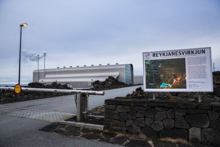 Reykjanesvirkjun var gangsett vorið 2006 með tveimur 50 megavatta hverflum.