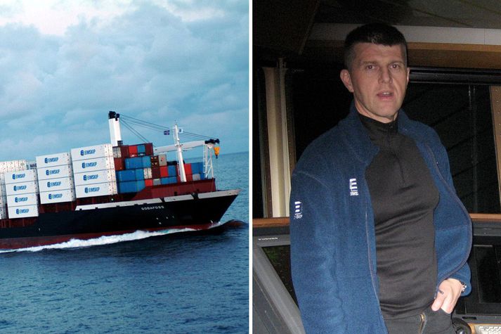 Einar Örn Jónasson var 2. stýrimaður á Goðafossi þegar eldsvoðinn kom upp og í þættinum rifjar hann upp þessa atburði ásamt Nikulási Halldórssyni fyrrum skipstjóra. Meðfylgjandi ljósmynd til vinstri er unnin út frá lýsingum skipsverja á þeirri sýn sem blasti við þeim þessa örlagaríku nótt.