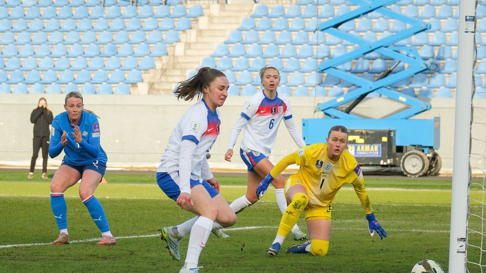 Einnkunnir ís­lenska liðsins: Flott frammi­staða í seinni hálf­leik