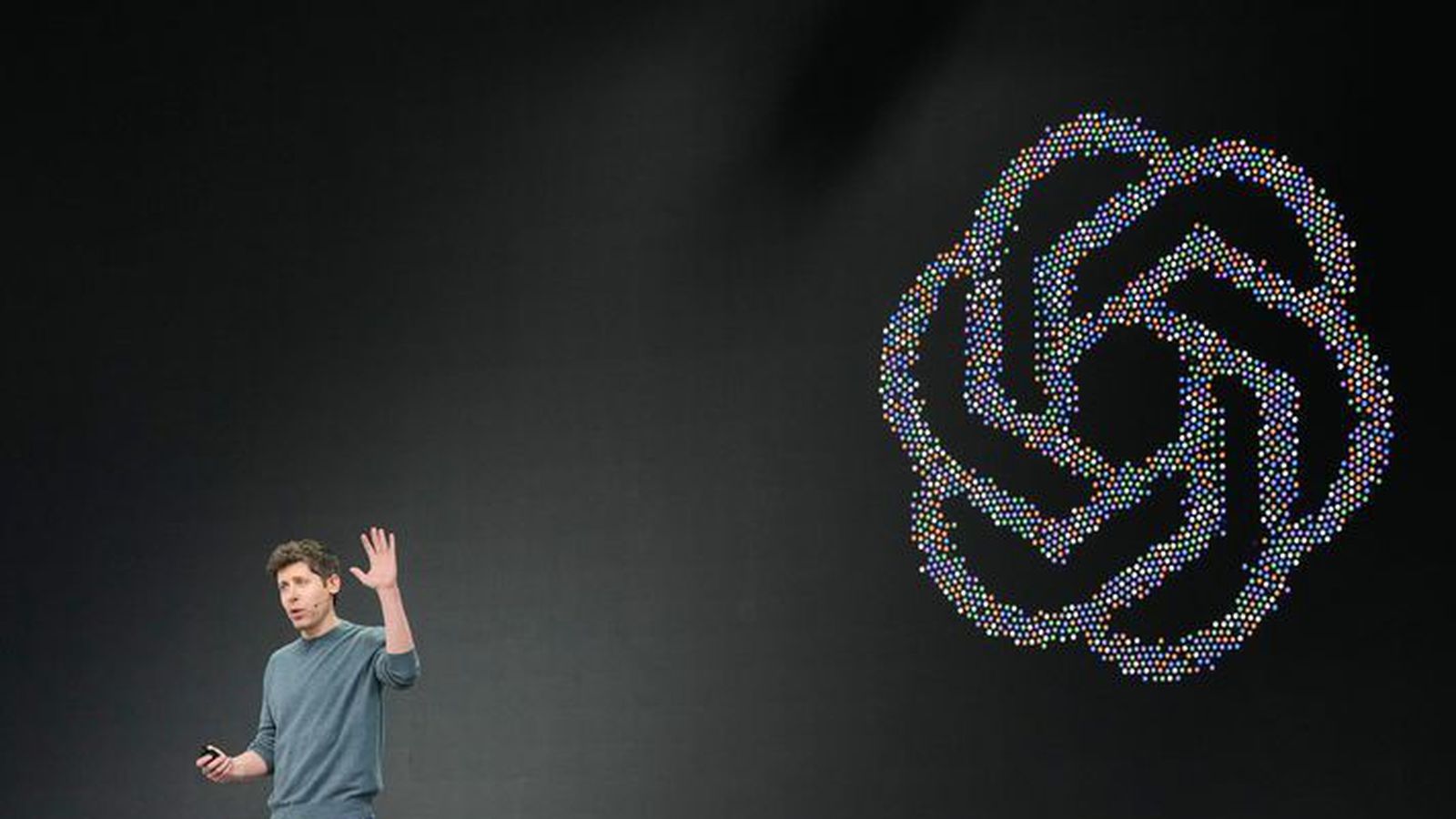 Starfs­maður OpenAI rekinn fyrir njósnir