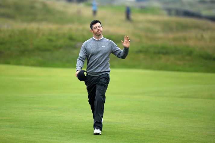 Þrátt fyrir að hetjulega baráttu á öðrum hring komst McIlroy ekki í gegnum niðurskurðinn á Opna breska.