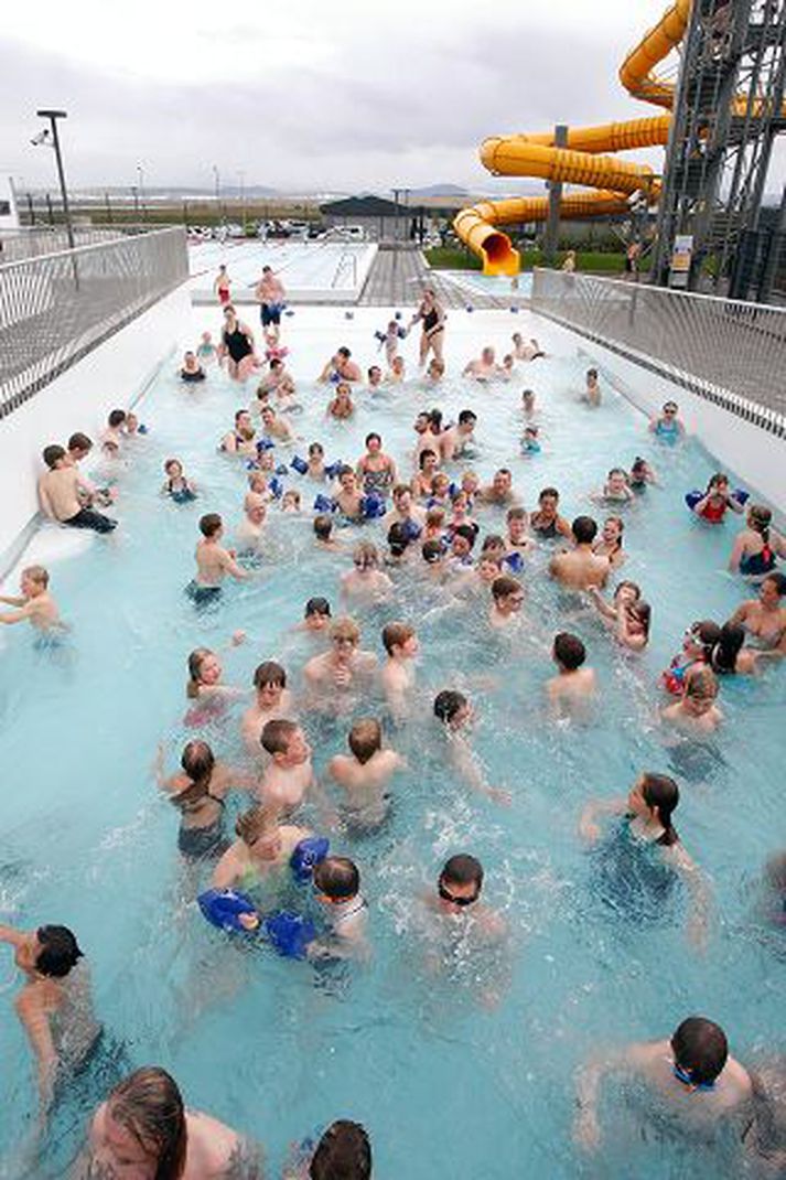 Fyrrverandi bæjarstjóri vísar því á bug að leigusamningur við Fasteign ehf. skipti sköpum um stöðu sveitarfélagsins.
