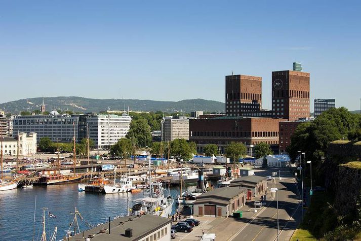 Ekki er vitað hvort ferðamenn gangi örna sinna á götum úti í Osló.