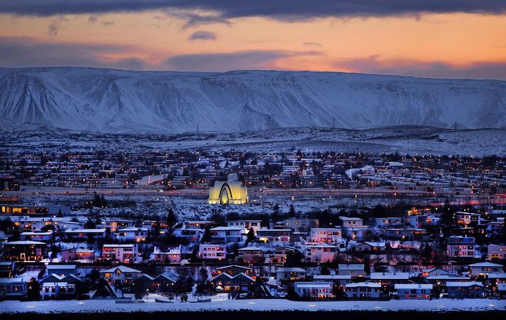 Velta á fasteignamarkaði á höfuðborgarsvæðinu jókst um 23 prósent á fyrstu 11 mánuðum ársins.