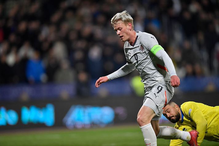 Orri Steinn Óskarsson skoraði í báðum leikjum Íslands gegn Kósovó, sínum fyrstu sem fyrirliði landsliðsins, en gat ekki beitt sér fyrir Real Sociedad í dag.