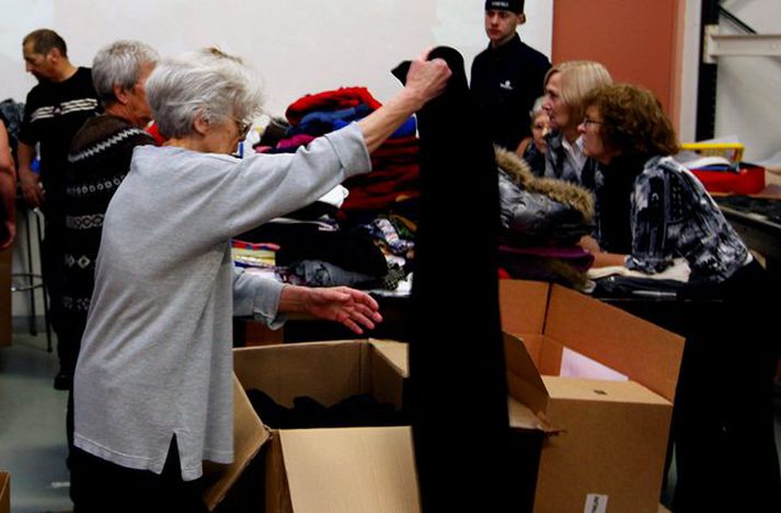 Fatasöfnun Rauða krossins.