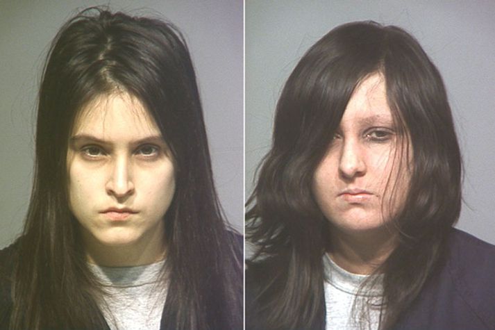 Hvern hefði grunað að þessar ungu konur væru með óhreint mjöl í pokahorninu?