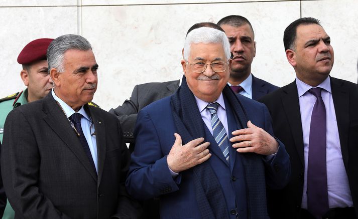 Mahmud Abbas, forseti Palestínu bað um að fjárhagsaðstoðinni yrði hætt.