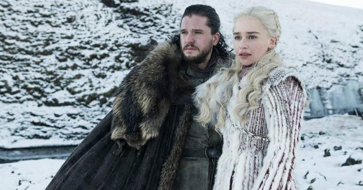 Kit Harrington og Emilia Clarke leika lykilhlutverk í þáttunum