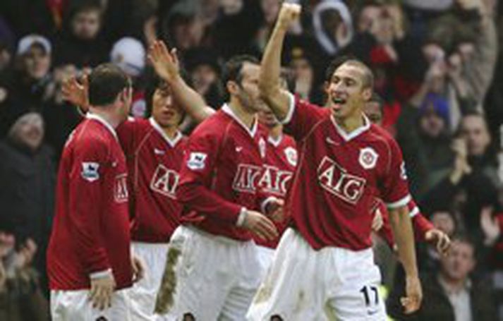 Henrik Larsson fagnar hér marki fyrir Manchester United, en hann verður fulltrúi Helsingborg í Evrópuúrvalinu í kvöld