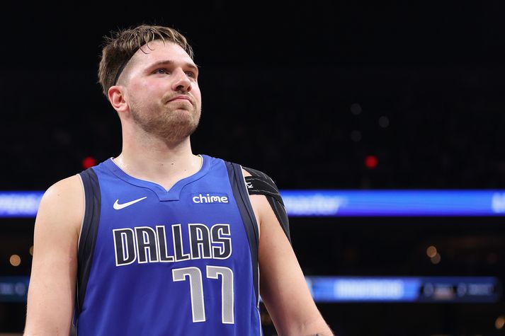 Luka Dončić og félagar mæta spræku liði Oklahoma City Thunder í kvöld.