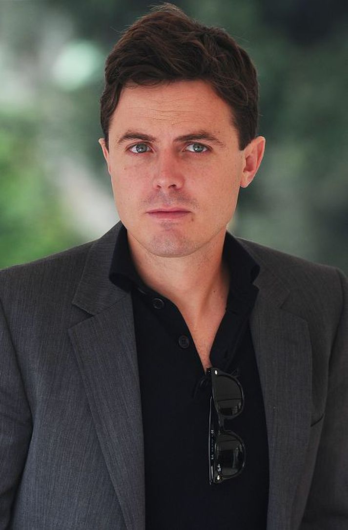 Casey Affleck leikur bróður Christian Bale í nýrri mynd Scotts Cooper.