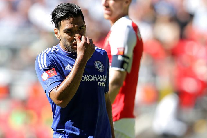 Chelsea þarf ekkert að spara aurinn og hefur efni á að borga Radamel Falcao 140.000 pund á viku.