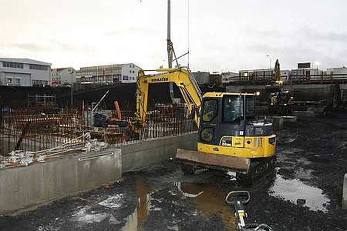 Heldur hefur dregist saman á fasteignamarkaði.