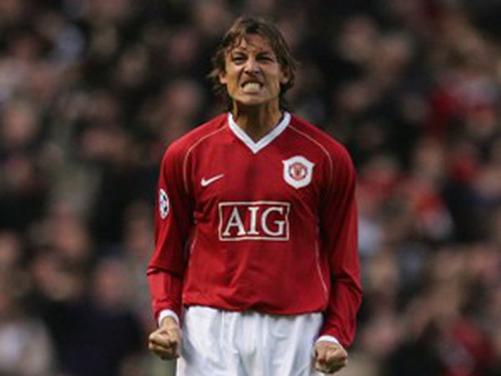 Gabriel Heinze er ekki ánægður í búningi Manchester United.