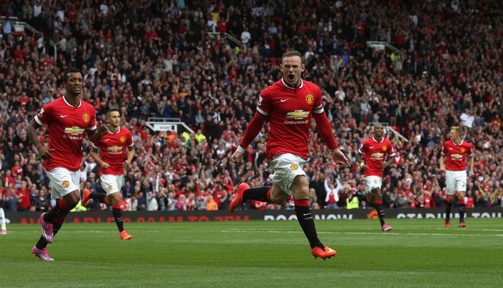 Rooney fagnar marki sínu í gær.
