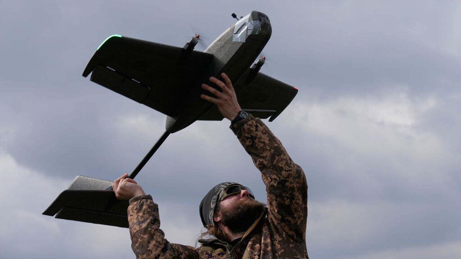 Rýma svæði í Austur-Finn­landi vegna úkraínsks sprengju­dróna