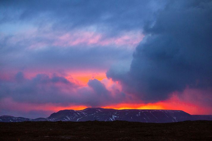 Gasið frá eldgosinu gæti lagt yfir byggð allt frá Vogum til Hafna í dag.