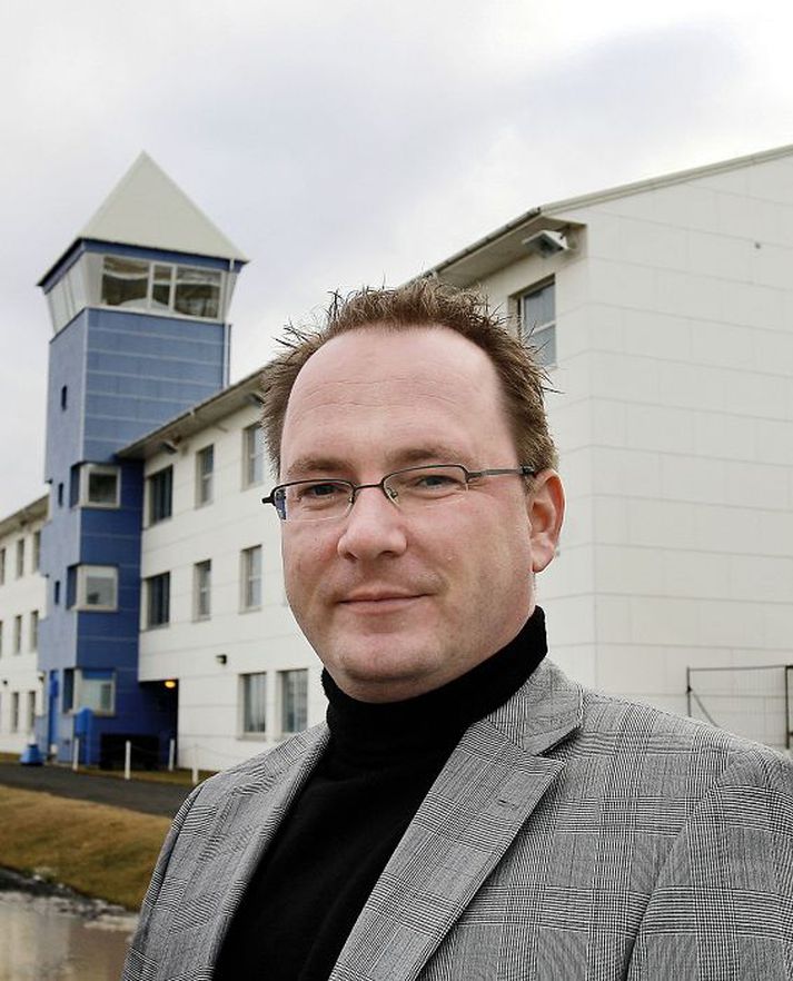 Páll Winkel ætlar að taka hart á þeim Annþóri og Berki þegar þeim verður hleypt úr einangrun.