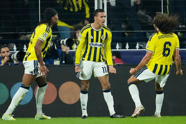 Mason Greenwood fagnar marki sínu í Meistaradeildinni í kvöld.
