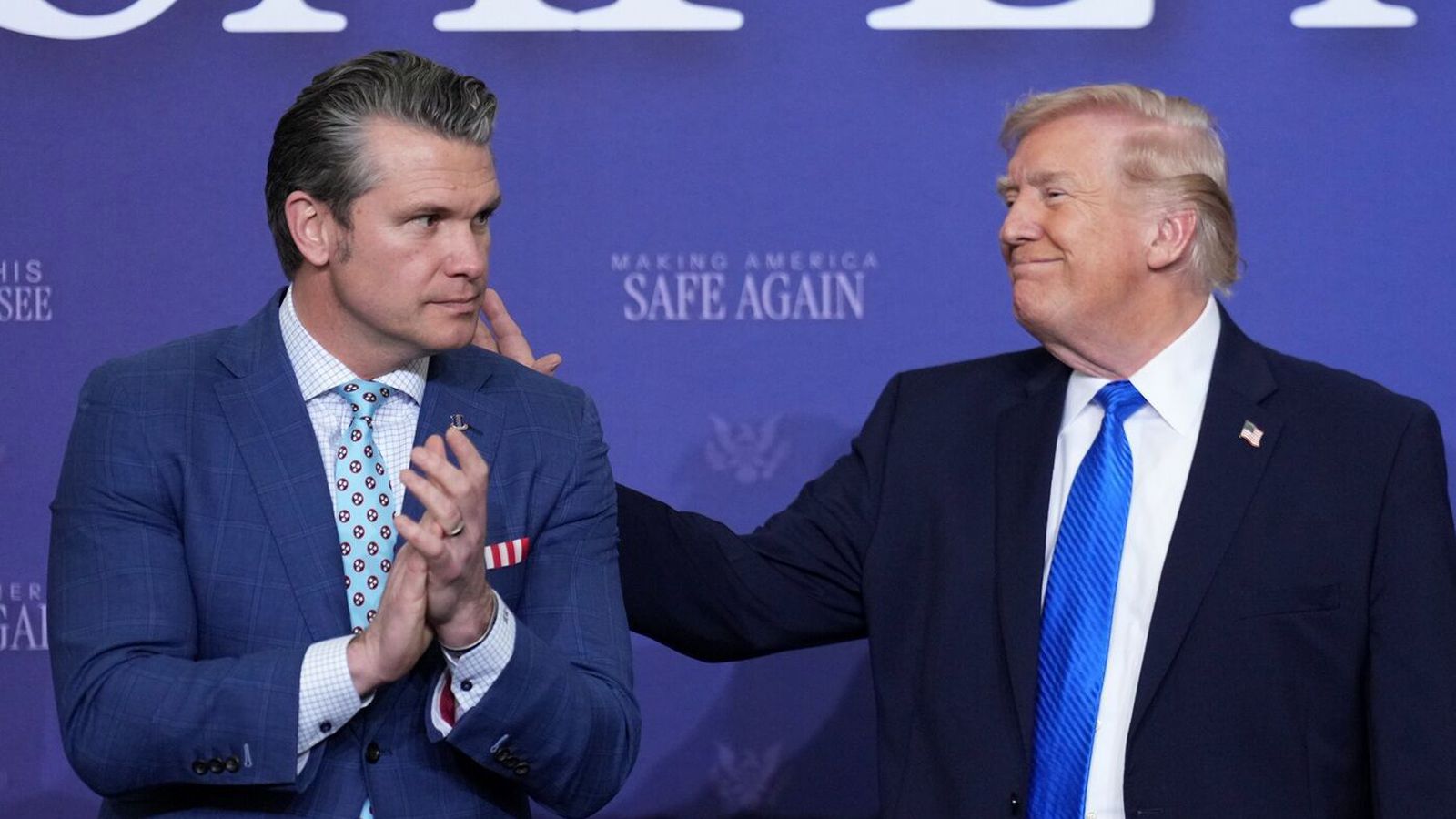 Íranir segja engar við­ræður við Trump-liða eiga sér stað