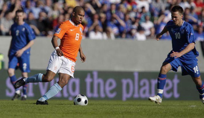 Nigel de Jong skoraði fyrsta mark leiksins.