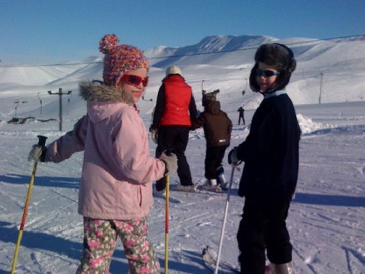 Þau Berglind og Andri voru mjög ánægð með veður og færð í Bláfjöllum.