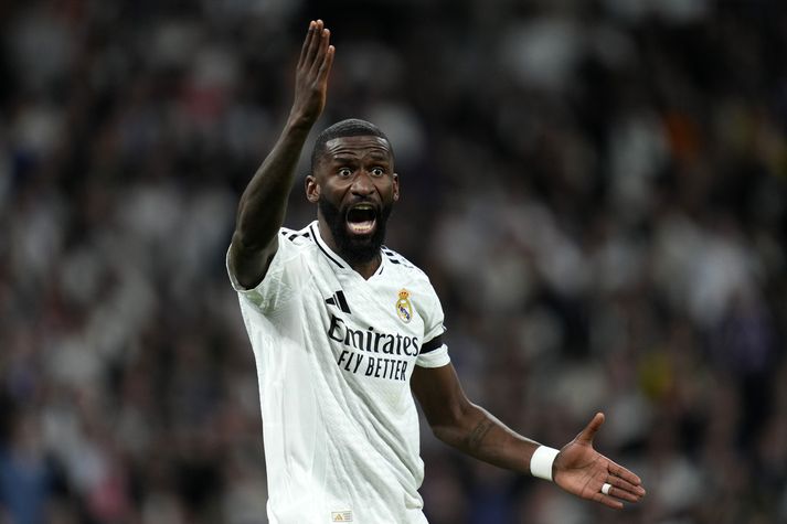 Antonio Rudiger gjörsamlega trompaðist þegar það stefndi í tap hjá Real Madrid í gærkvöldi.