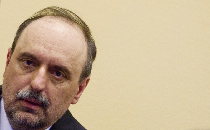„Saklaus,“ sagði Goran Hadzic af miklu sjálfsöryggi þegar dómarinn bað hann að setja fram kröfur sínar.