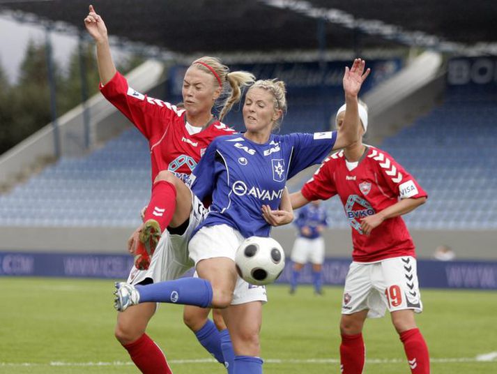 Stjarnan og Valur mætast í úrslitaleiknum.