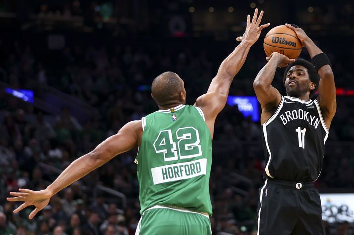 Kyrie í leiknum gegn Celtics.