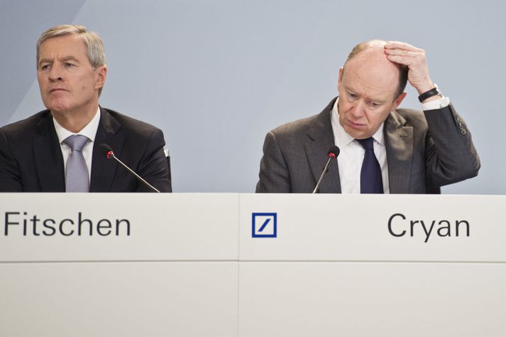 John Cryan, framkvæmdastjóri Deutsche Bank, hefur verið áhyggjufullur yfir ástandinu hjá bankanum á árinu.