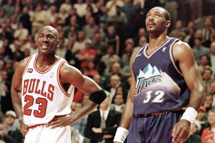 Jordan í leik þrjú gegn Utah Jazz í treyjunni sem verður nú boðin upp.