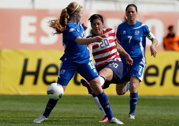 Glódís Perla og Sara Björk eru báðar í byrjunarliði Íslands í dag.