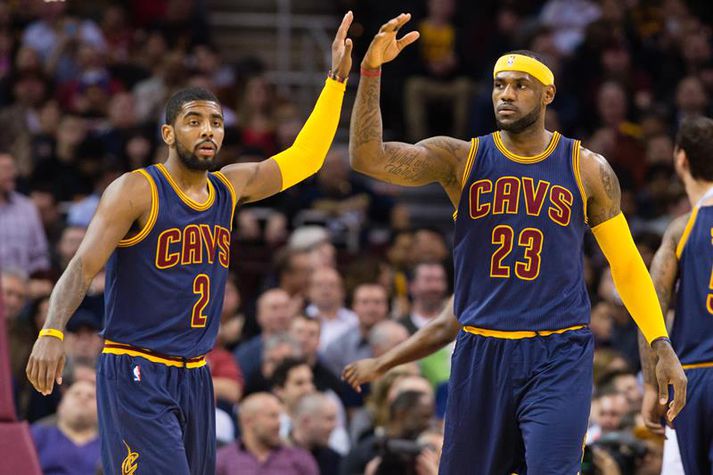 Kyrie Irving og LeBron James.