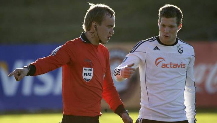FH-ingurinn Björn Daníel Sverrisson er búinn að fá sex gul spjöld í sumar.
