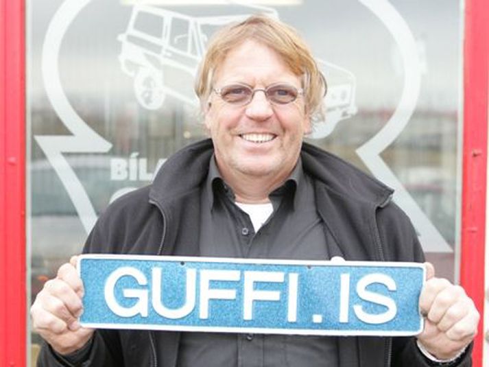 Guðfinnur Halldórsson bílasali.