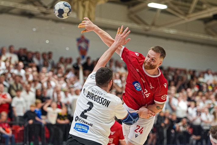 Magnús Óli var staðráðinn í að spila oddaleikinn og lét höfuðhögg ekki stoppa sig. 