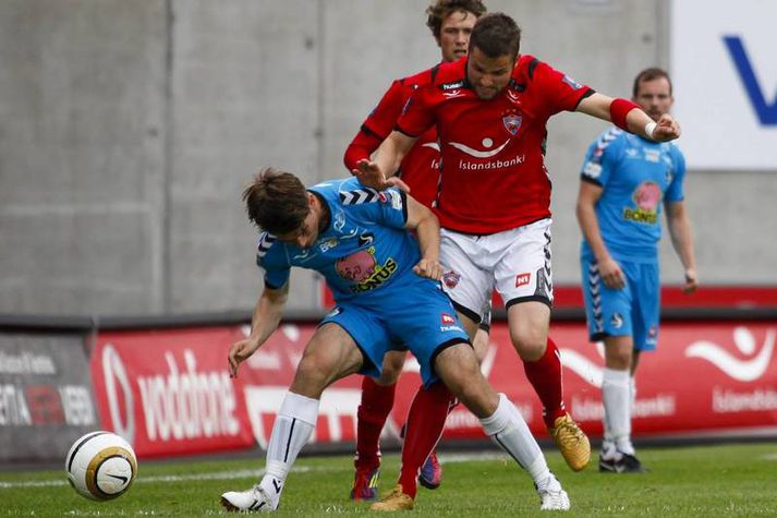 Guðjón Pétur Lýðsson í leik með Val.