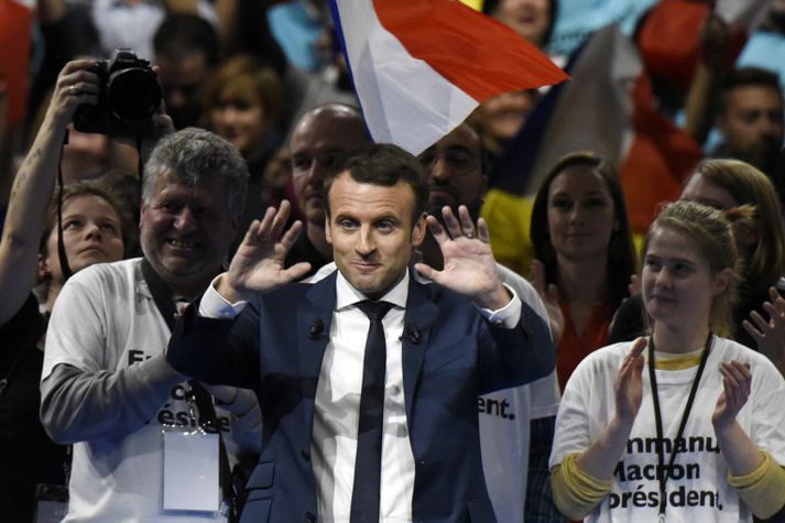 Hinn 39 ára Emmanuel Macron hefur áður gegnt embætti fjármálaráðherra í ríkisstjórn Francois Hollande Frakklandsforseta.