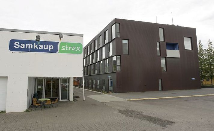 Finna má verslanir Samkaupa á 34 stöðum um allt land. 