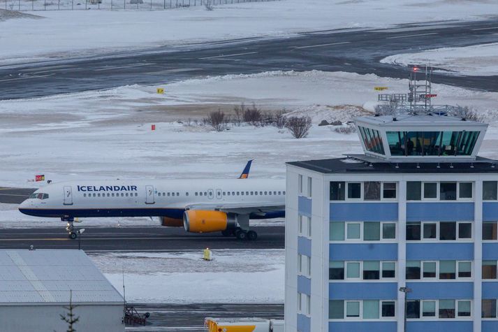 Verkfallsaðgerðir flugumferðarstjóra munu hafa áhrif á tugi flugferða og raska plönum mörg þúsund farþega.